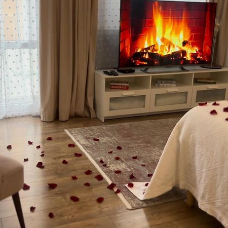 Old Town Romantic Apartment. Breslau-Wroclaw. Buitenkant foto