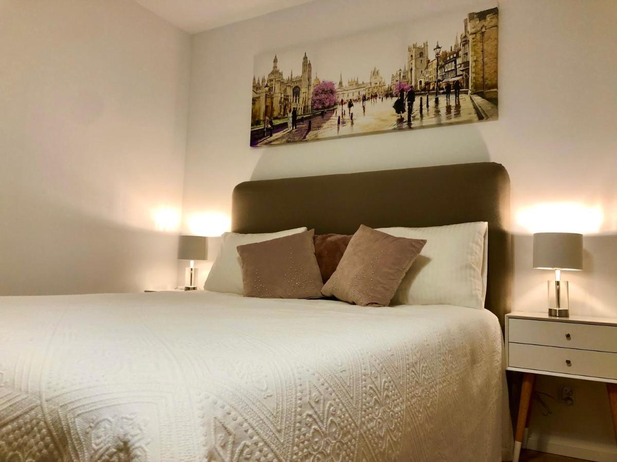 Old Town Romantic Apartment. Breslau-Wroclaw. Buitenkant foto