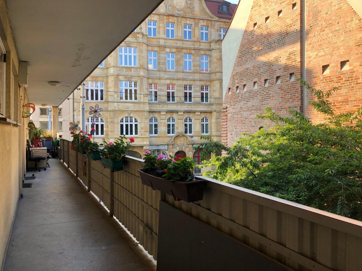Old Town Romantic Apartment. Breslau-Wroclaw. Buitenkant foto
